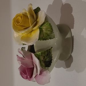 Vintage  Radnor  bone china  made in England porcelain flowers baskets